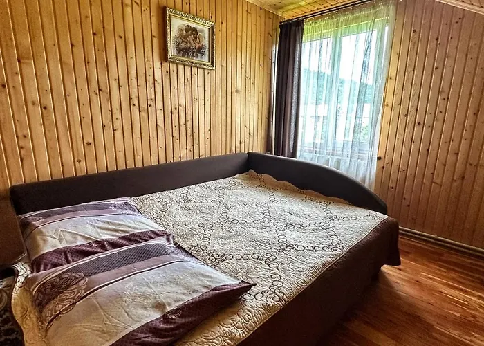 за рікою