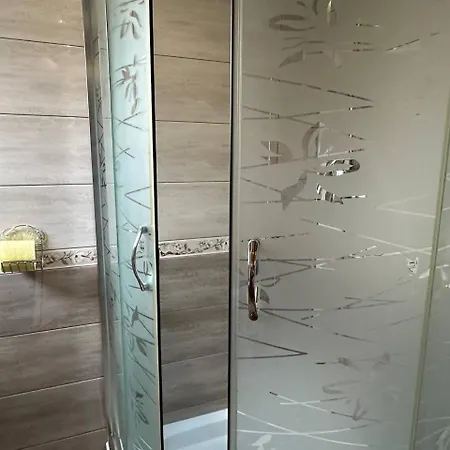 за рікою Apartamento *